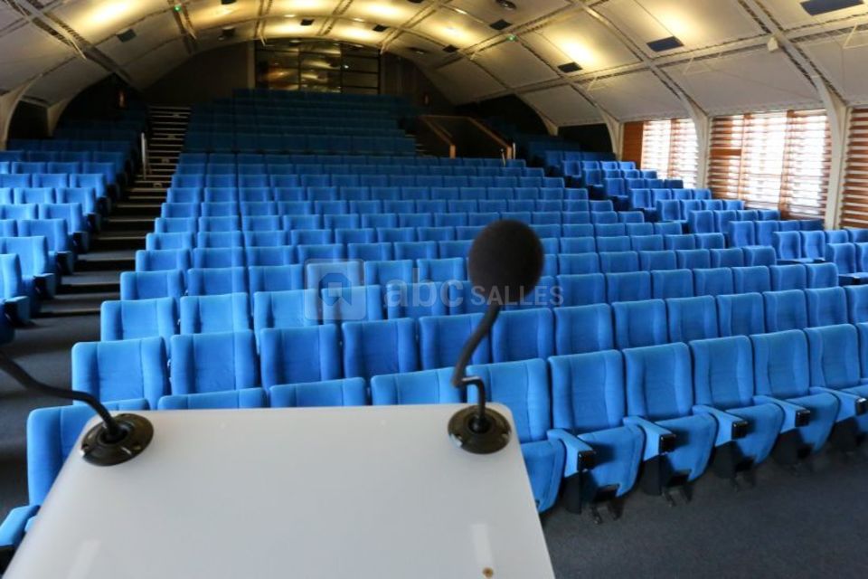 Amphithéâtre Jules Verne