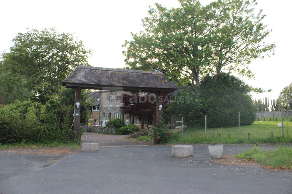 Chez Quelqu'un