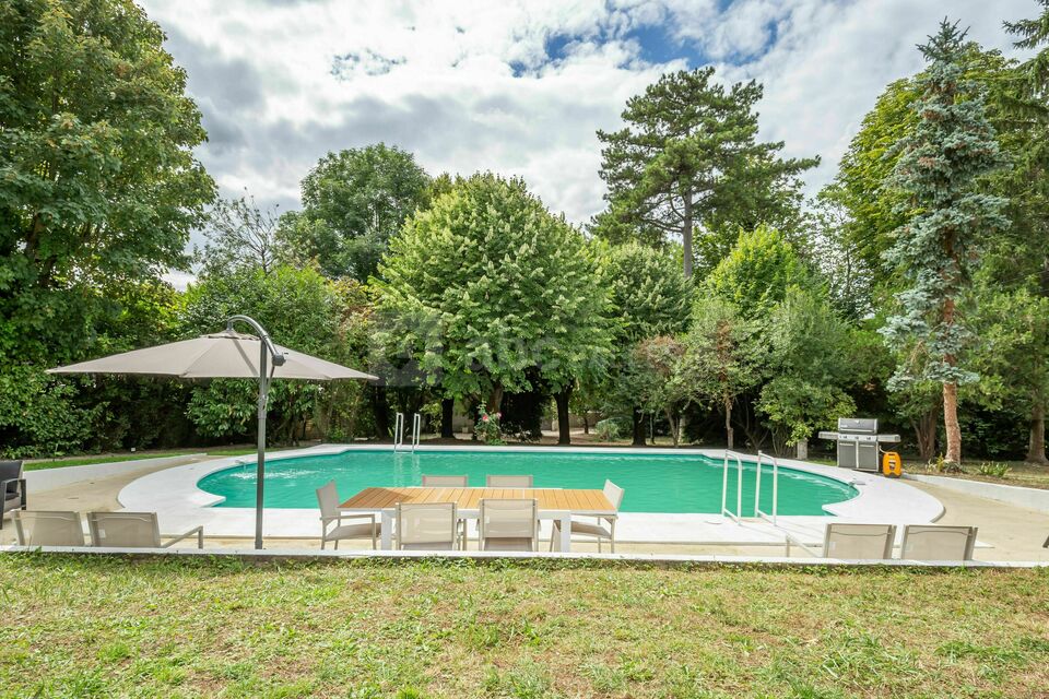 Villa PrivateLodge Chennevières