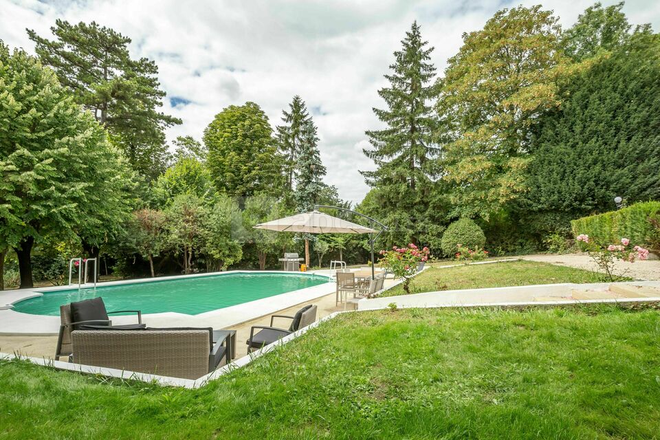 Villa PrivateLodge Chennevières