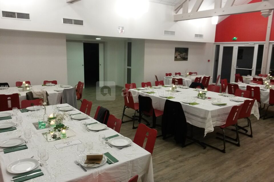 Salle côté Jardin