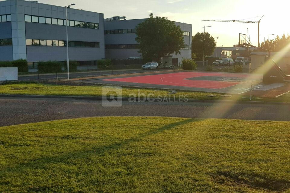 Installation d'un terrain exterieur