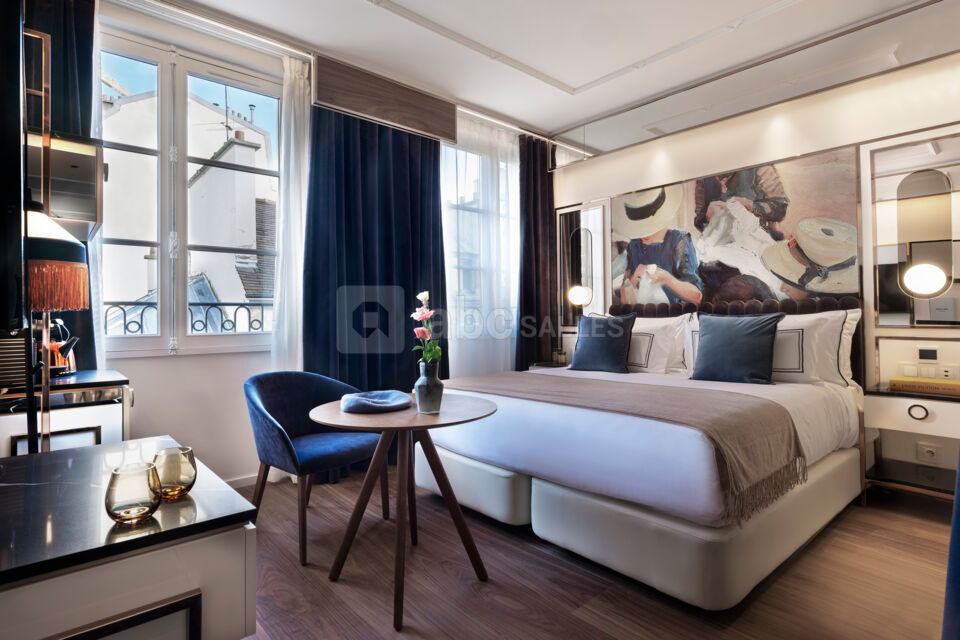 Singular room
