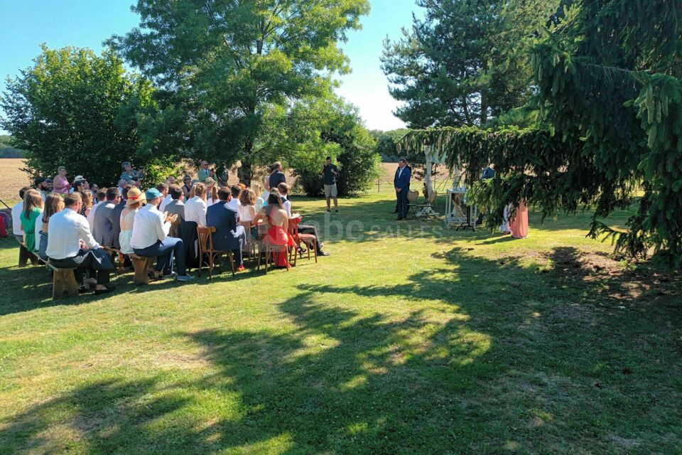 CEREMONIE LAIQUE