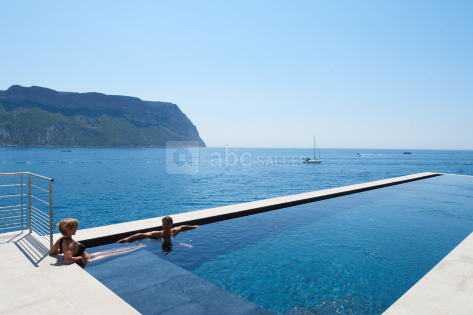 Piscine Infinity