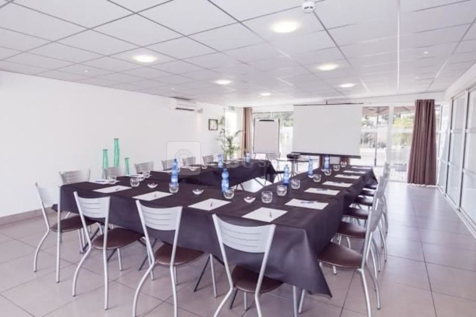 Hôtel Ibis Styles Hyères Centre Gare