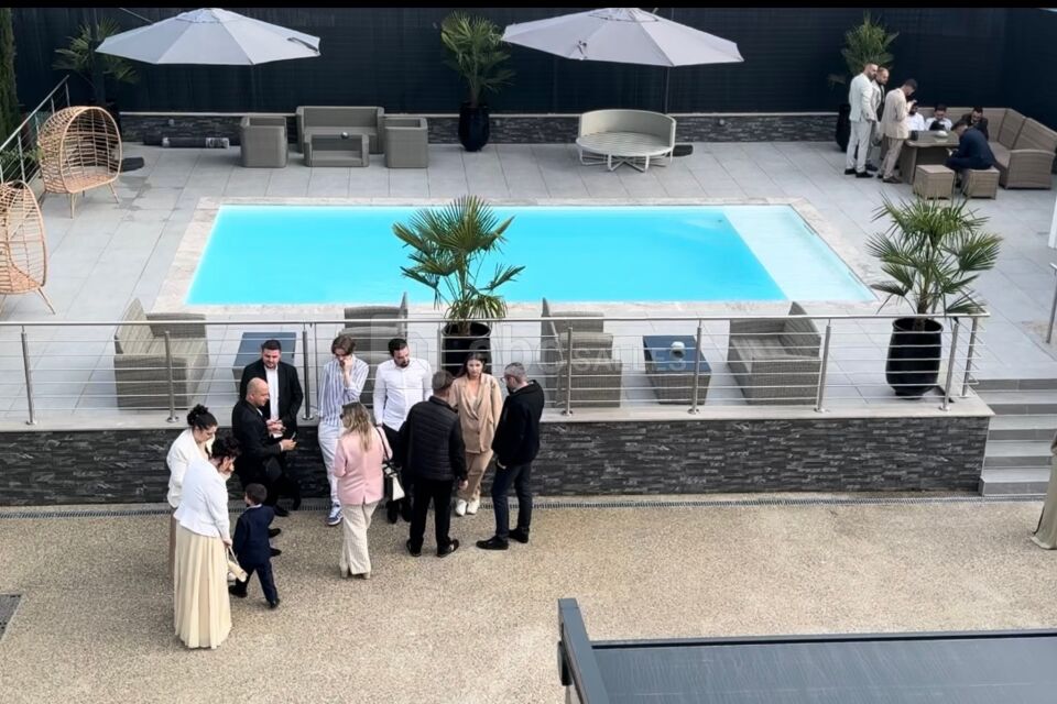 Mia Palace