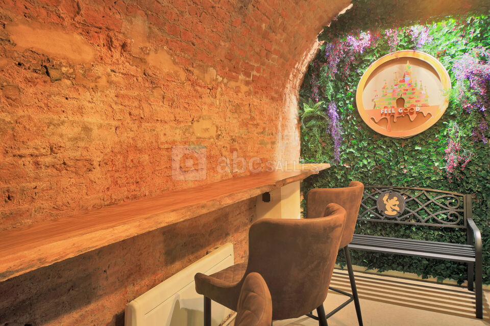 Cave Bar Atypique