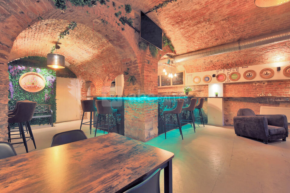 Cave Bar Atypique