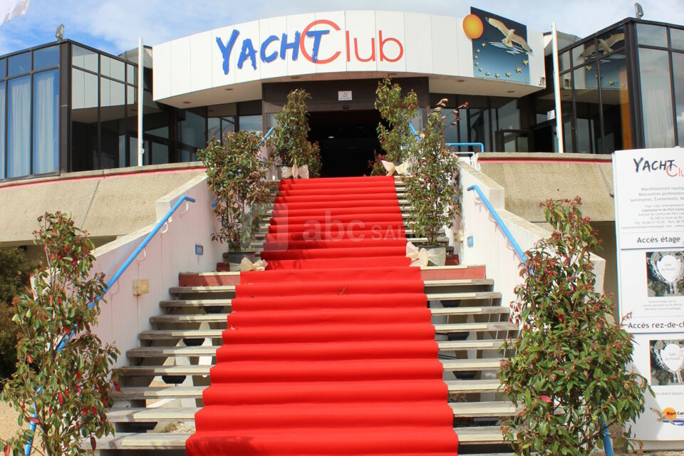 Yacht Club