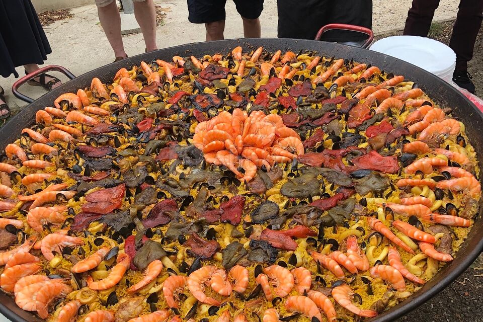 Paella feu de bois