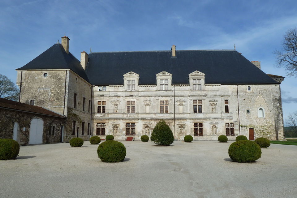 Château de Montbras