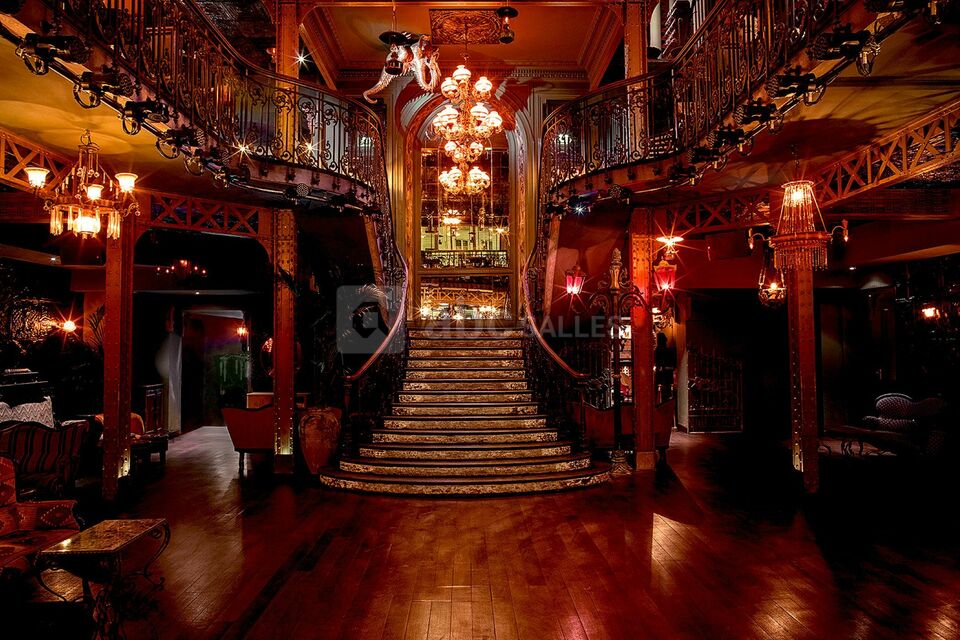 BALLROOM