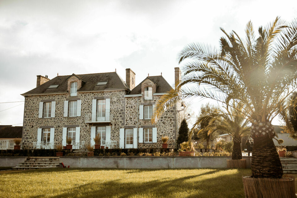 Maison principale rénovée
