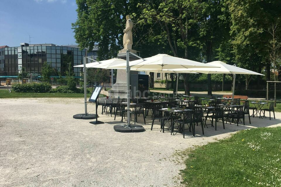 Hôtel Restaurant Les Remparts