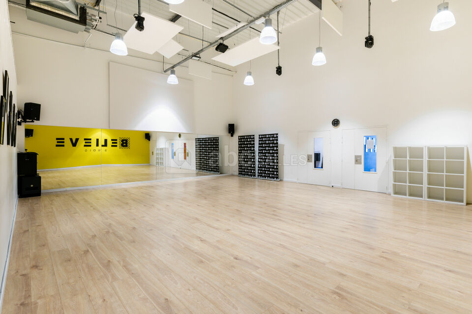 Sono + Lumière Salle Jaune