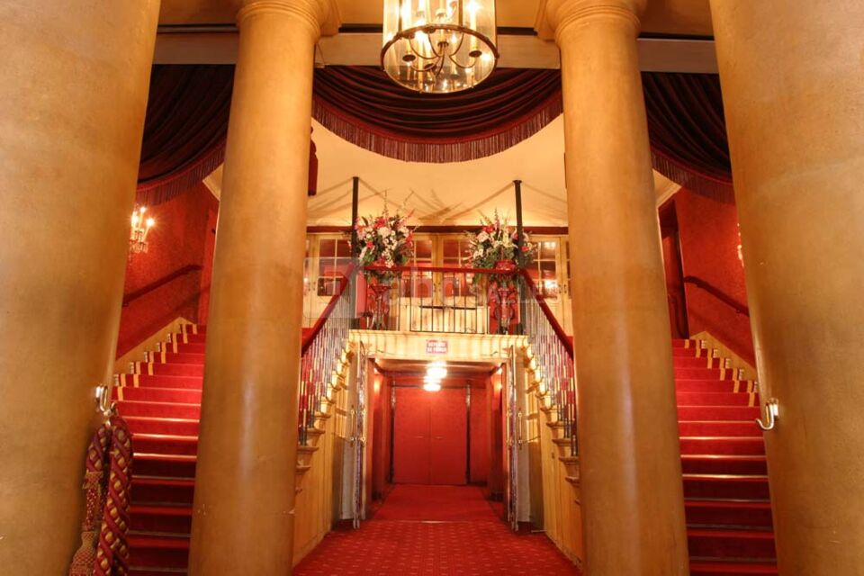 Hall 2