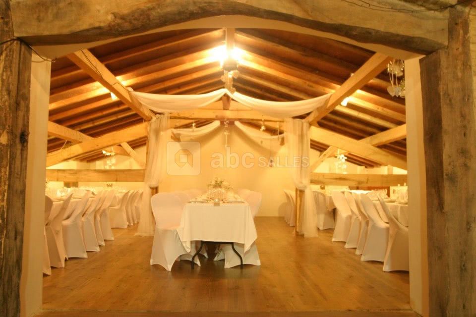 Salle Champagne avec 82 convives