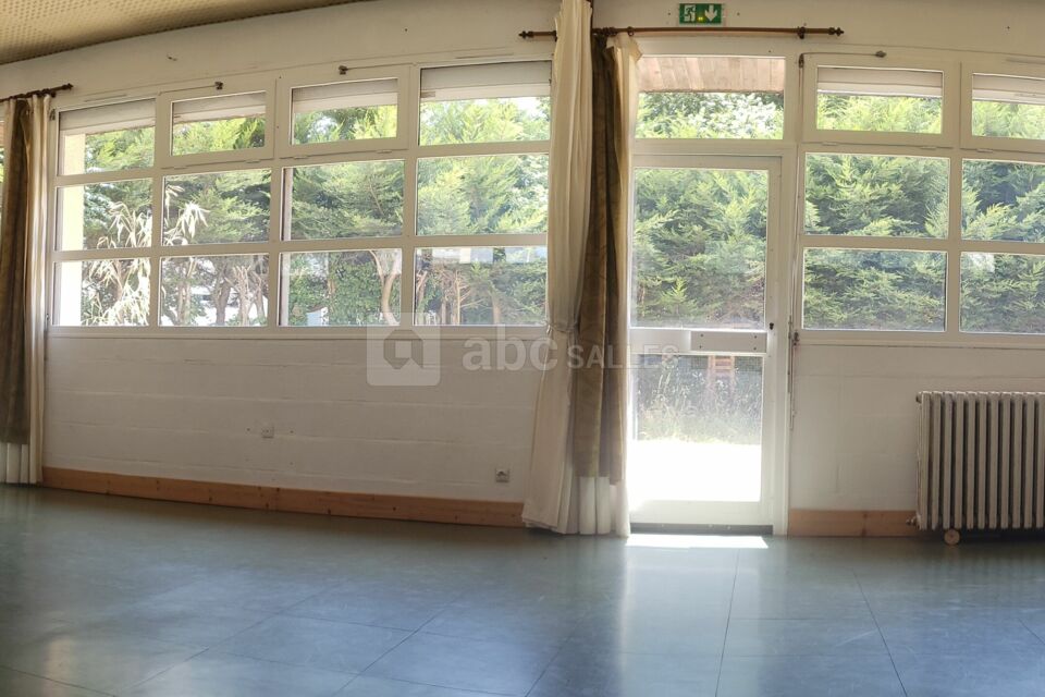 Salle 11*6 m