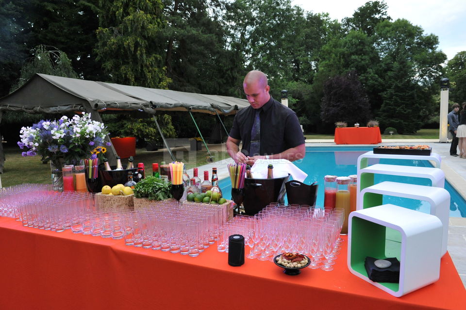 Tente militaire pour cocktail