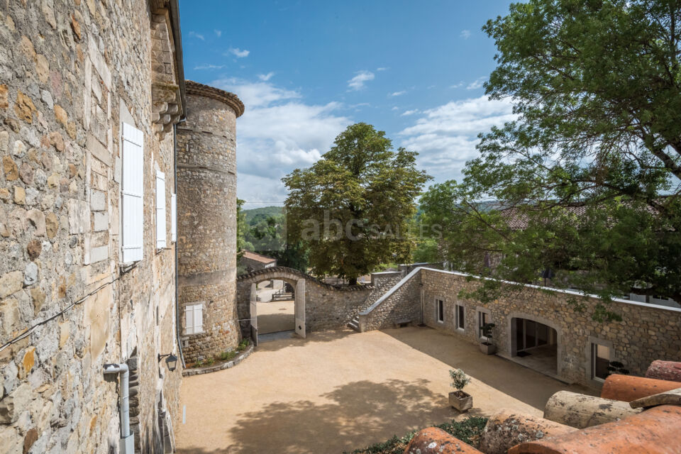 Cour d'honneur