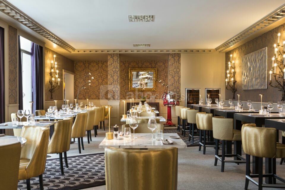 85 Restaurant & Bar