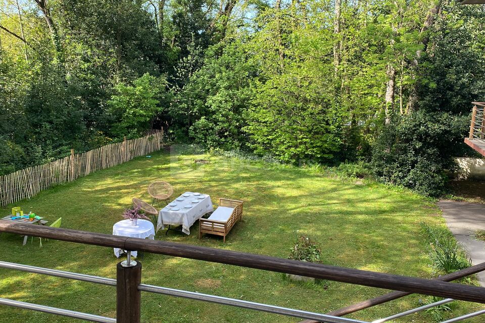 Villa Rochelaise au C Ur du Lafond