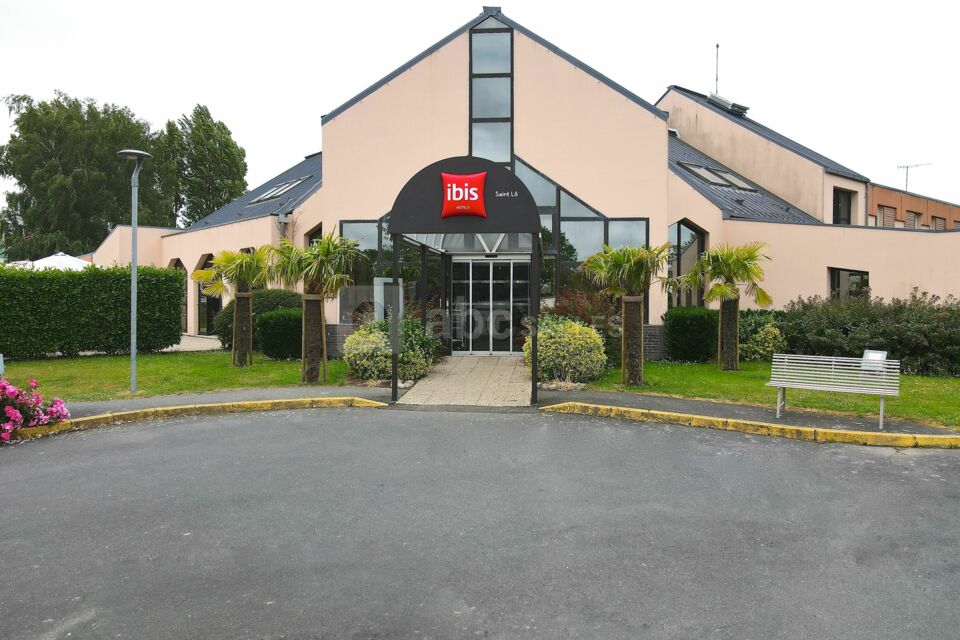 Façade