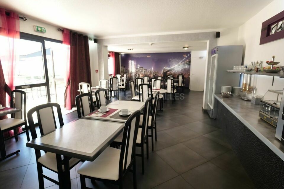 Le Trianon By Authentik Bistrot