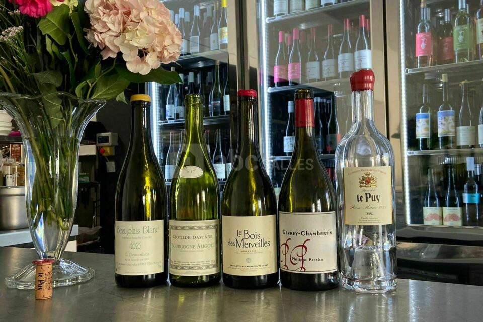Rouge Restaurant Bar À Vin