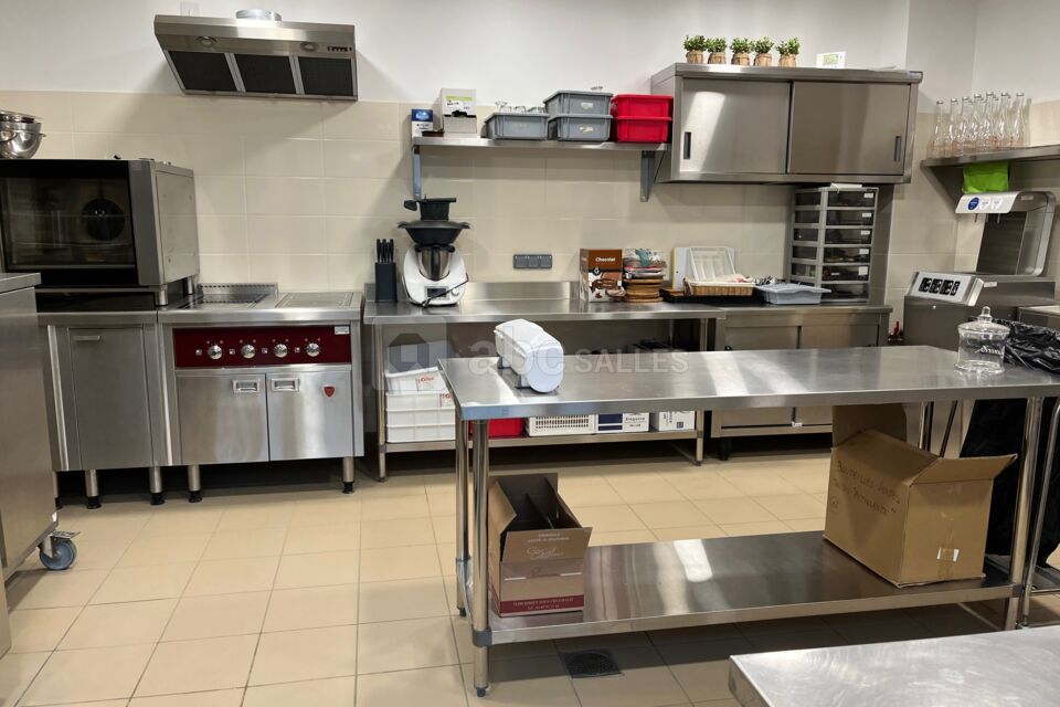 Cuisine salle voutée