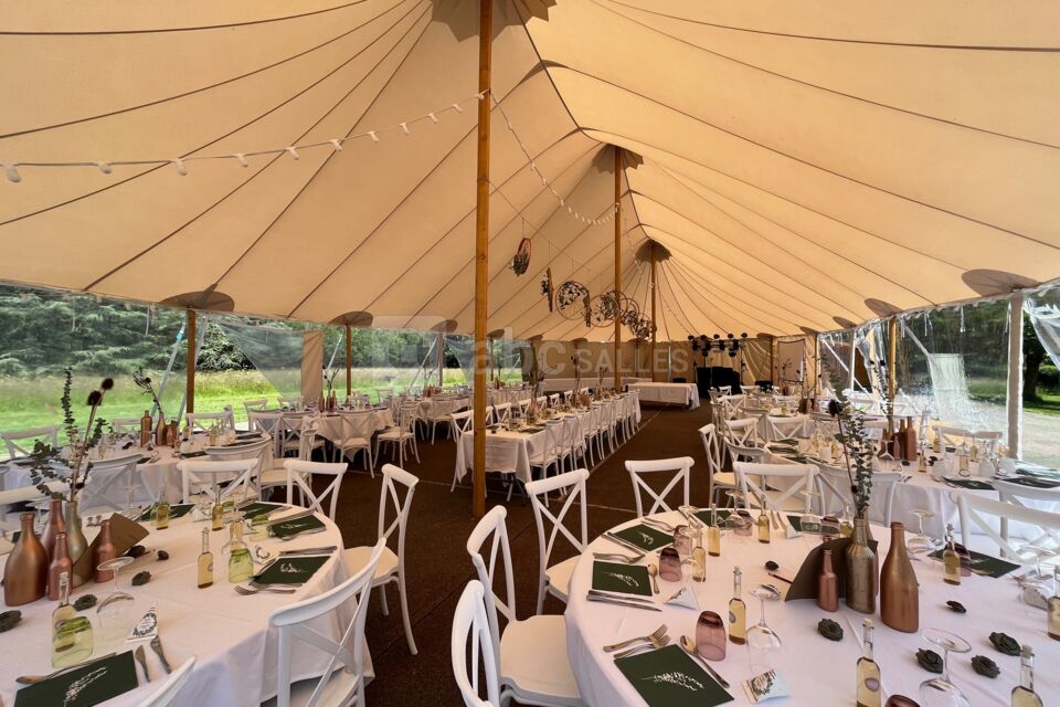 Tente repas mariage