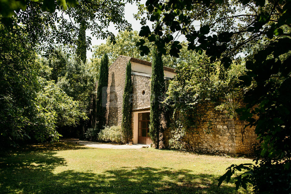 Accès exterieur de la salle de la Roue