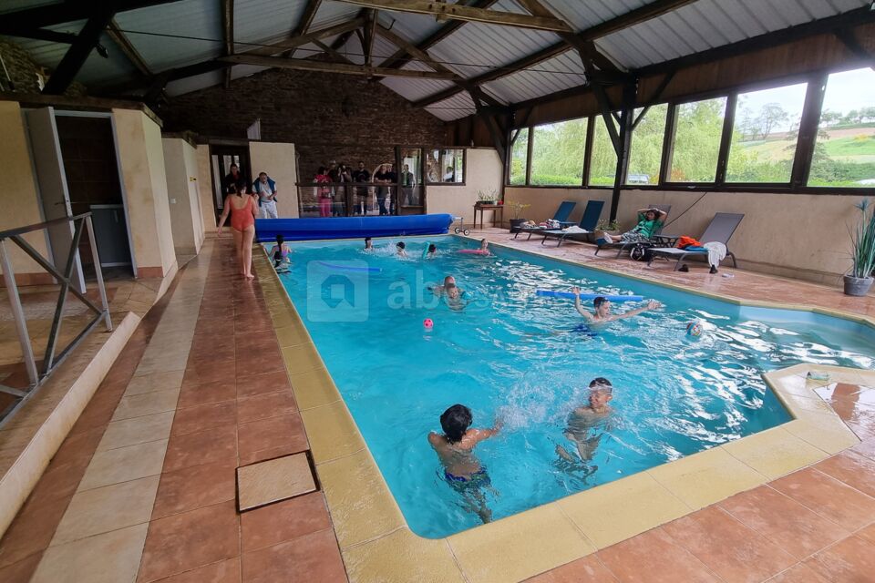 Piscine domaine les couettes