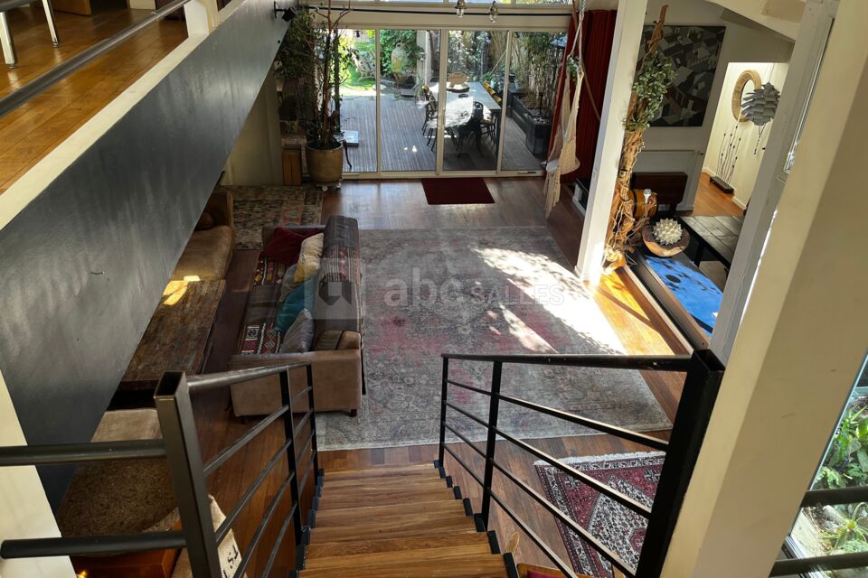 Le Décor À l'Envers