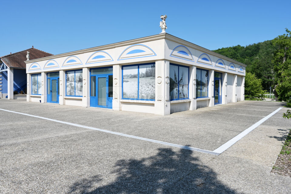 La Maison Bleue