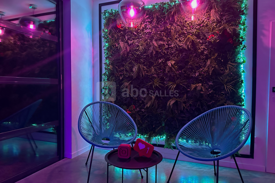 Décoration mur végétal personnalisable / instagramable de nuit