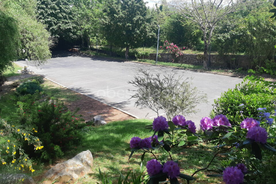 Le Cottage