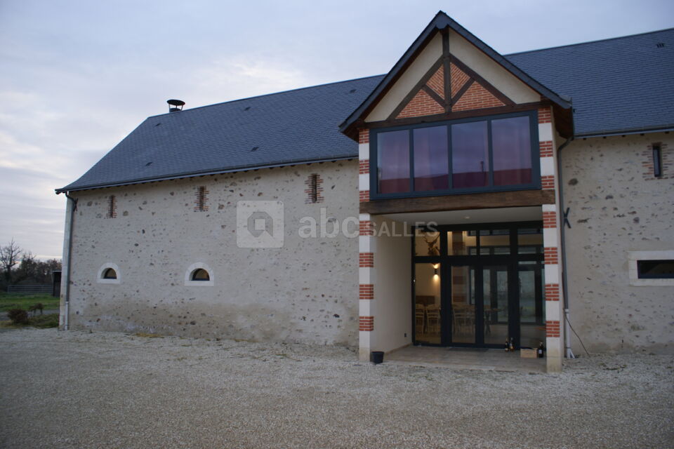 Pied Monant