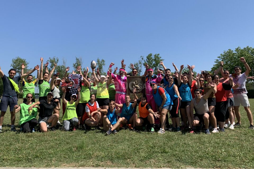 TEAM BUILDING