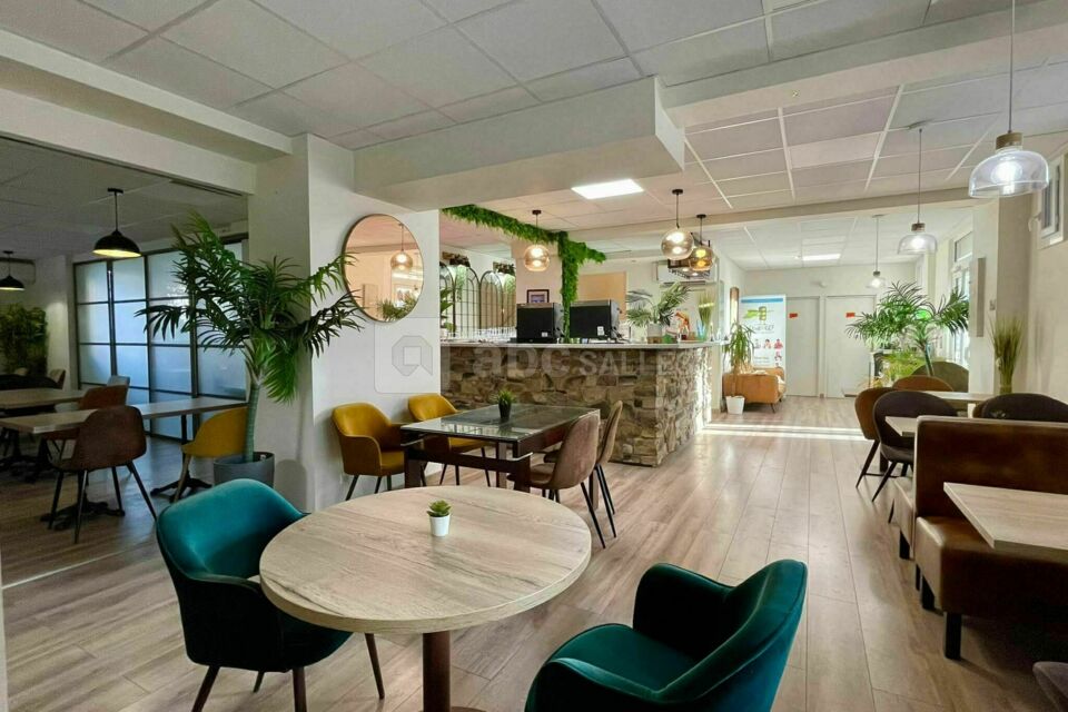 Espace de réception équipé