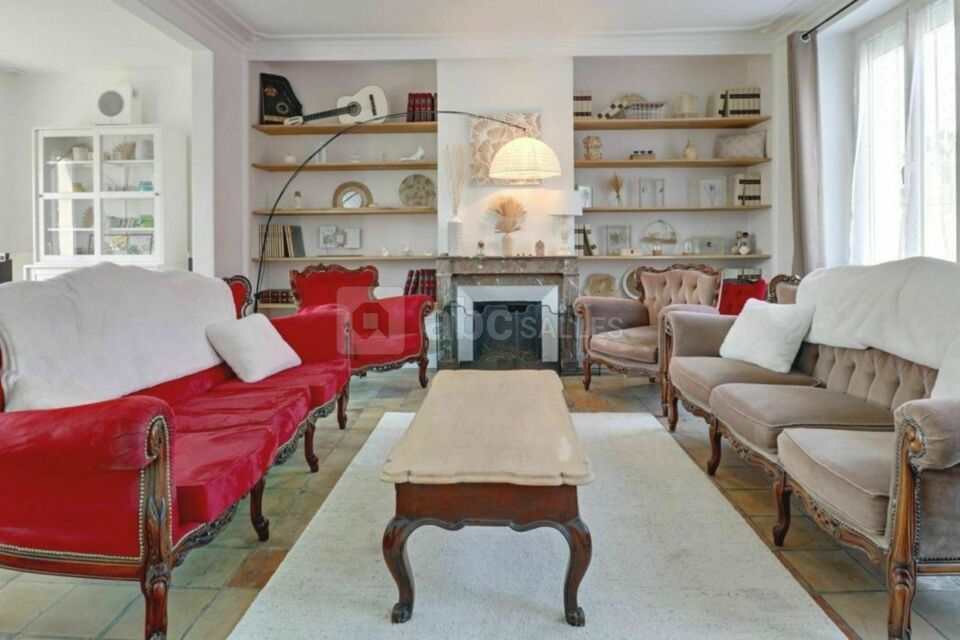 Salon