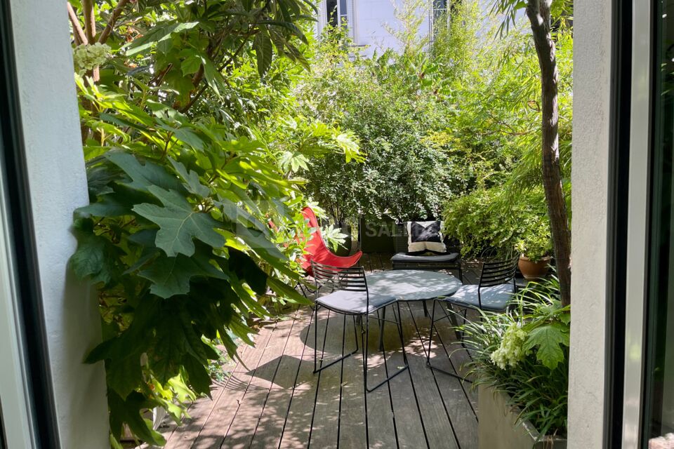 Loft avec terrasse