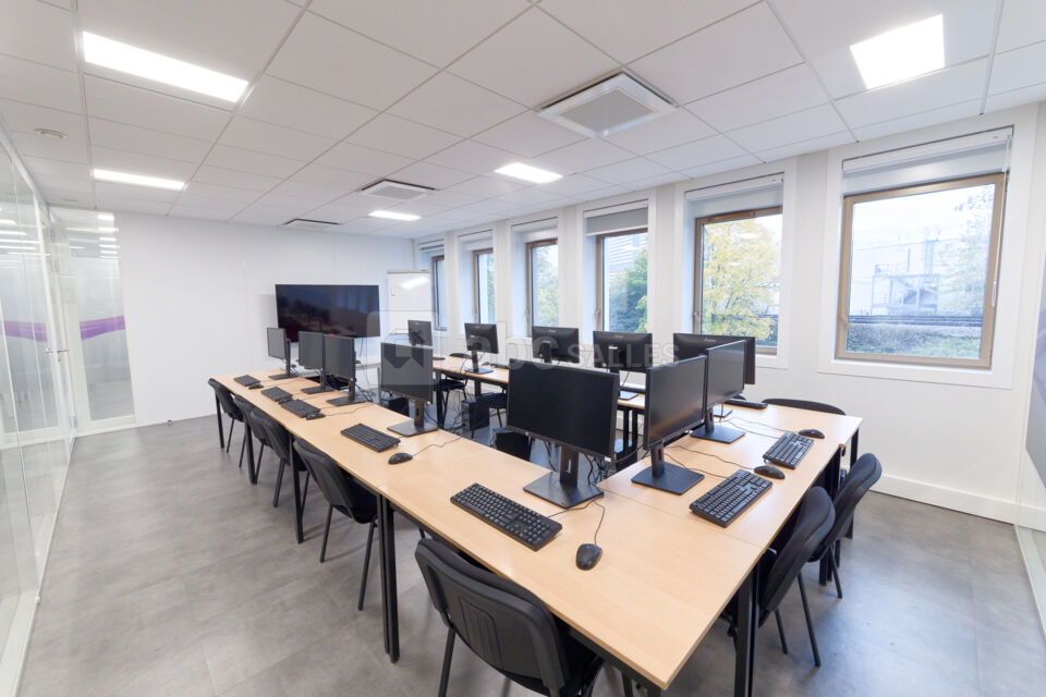 Creteil Business Center