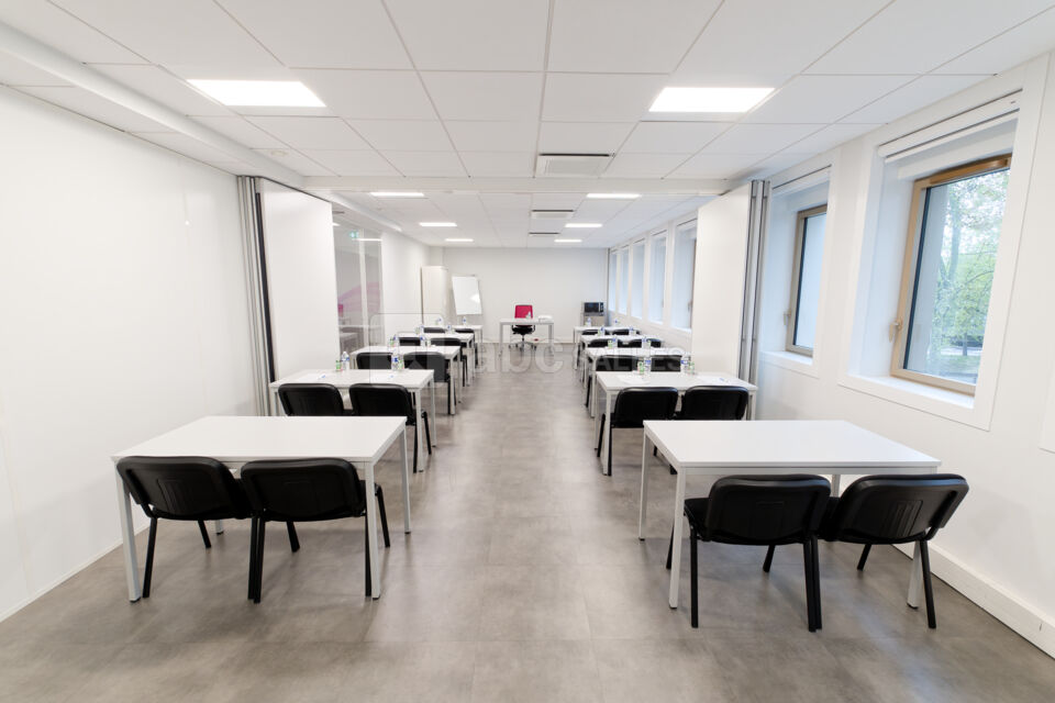 Creteil Business Center