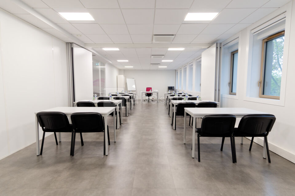 Creteil Business Center