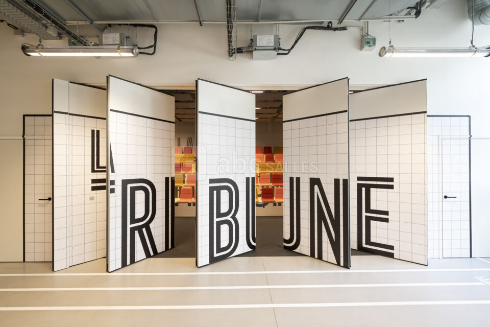 LA TRIBUNE - Amphithéâtre