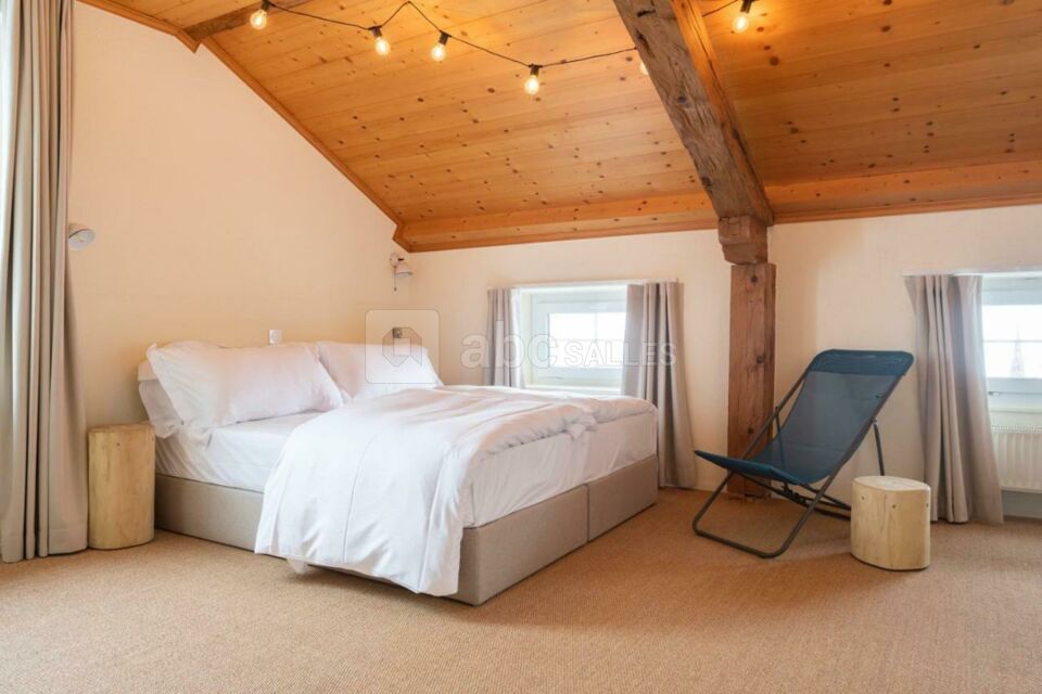 Peanut Mountain Lodge