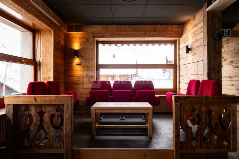 Peanut Mountain Lodge