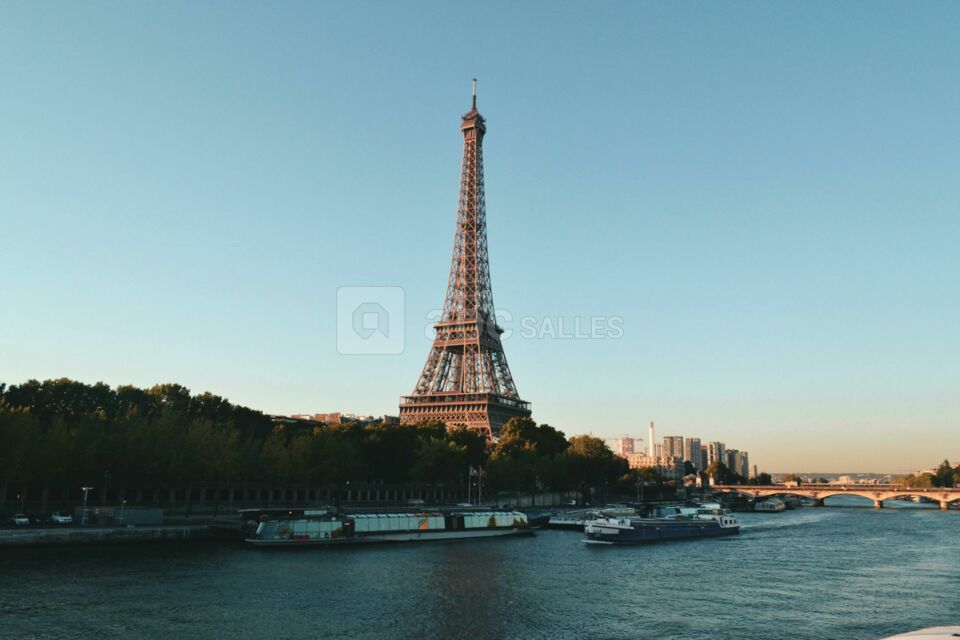 Péniche - Vue Tour Eiffel